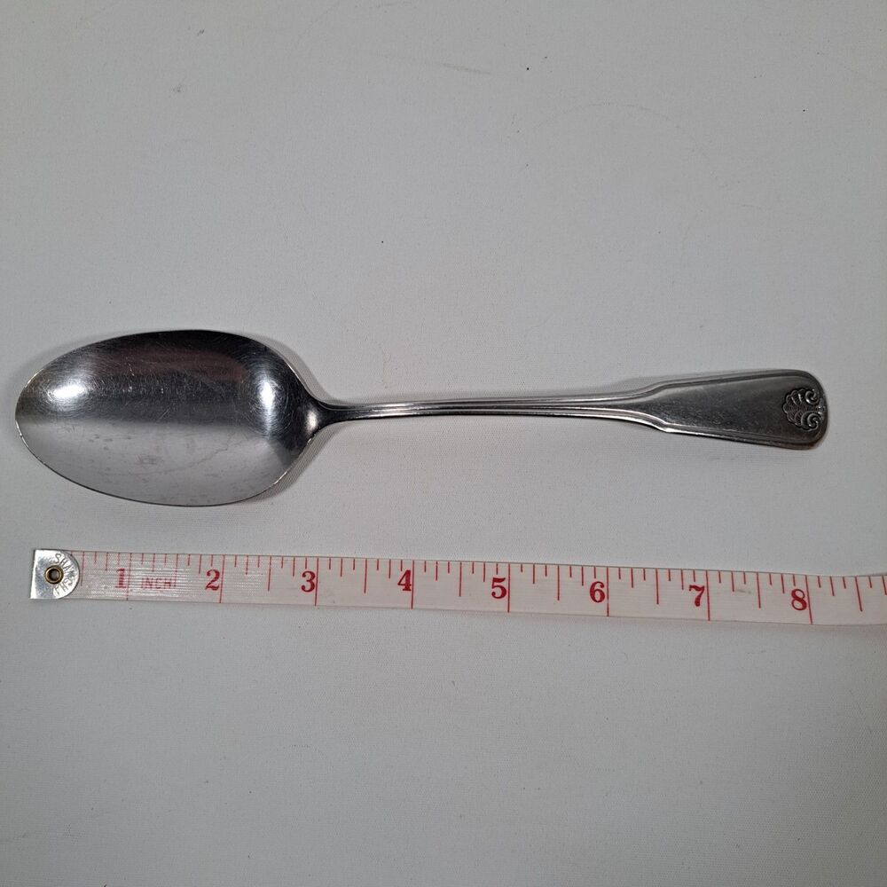 WM A Rogers Deluxe Oneida Stainless 18% Chrome Registry Shell Serving Spoon